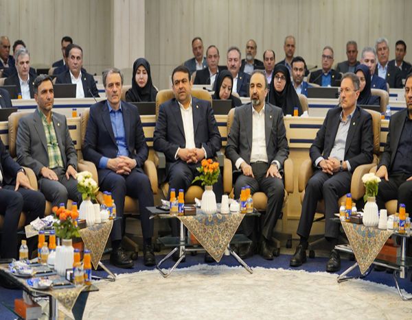 همایش بررسی عملکرد بانک ملی