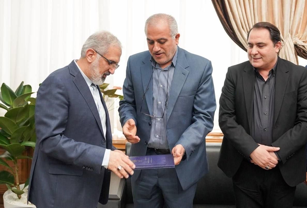غلامرضا صالحی رئیس بنیاد مسکن انقلاب اسلامی